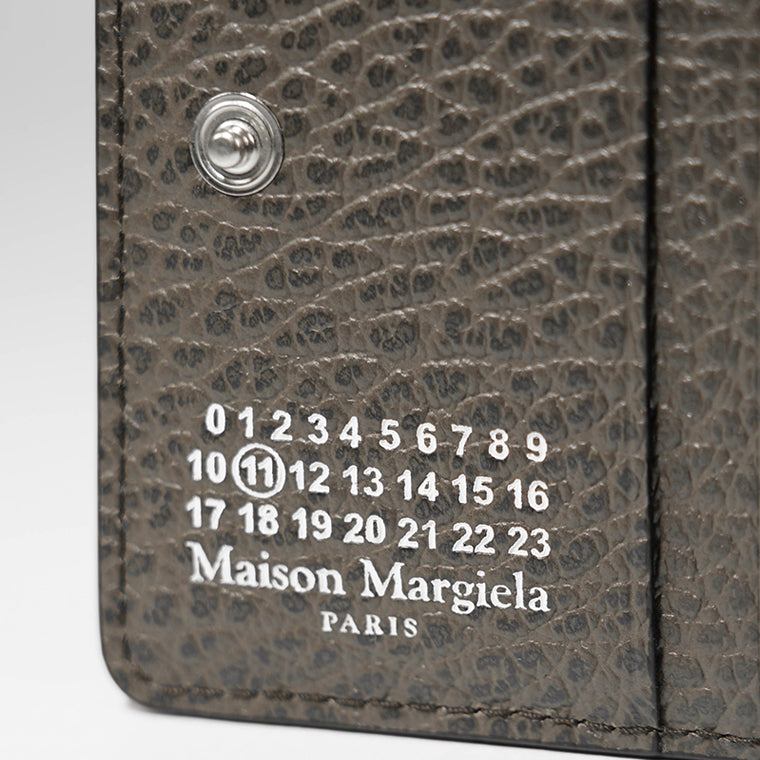 Maison Margiela レディース メンズ 2つ折り財布 S56UI0140 P4455 ELEPHANT ブラウン T2152