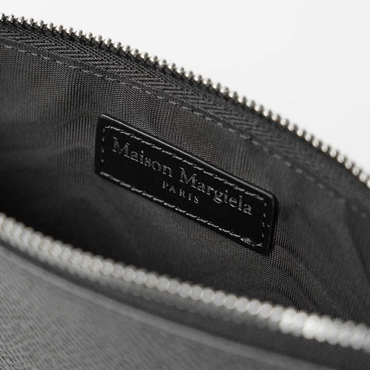 【もも】メゾンマルジェラ ポーチ Maison Margiela/メゾン マルジェラ MICRO HALFMOON HAND POUC