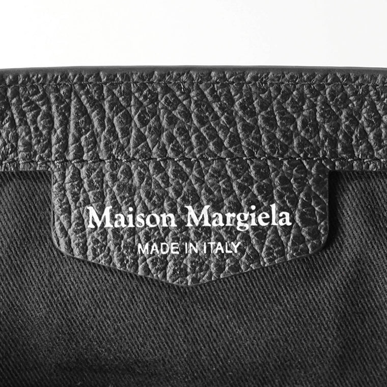 Maison Margiela メンズ レディース ショルダーバッグ 5AC DAILY VERTICAL SMALL SB1WA0013 P4348 ブラック T8013