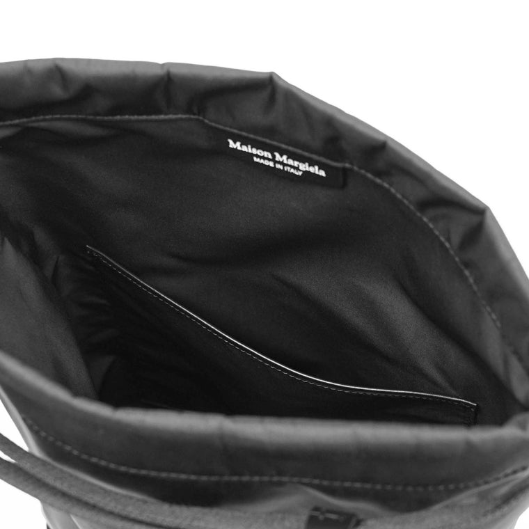 Maison Margiela メンズ レディース ショルダーバッグ HIGH TECH ROLL UP BACKPACK SB1WA0015 P6763 ブラック T8013