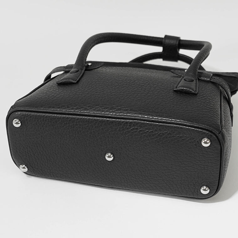 Maison Margiela レディース ショルダーバッグ 5AC EAST WEST SMALL HANDBAG SB1WD0034 P4348 ブラック T8013