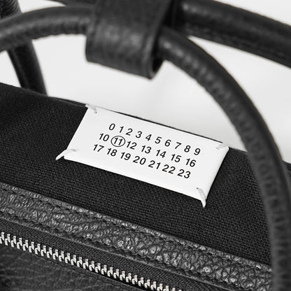 Maison Margiela レディース ショルダーバッグ 5AC EAST WEST SMALL HANDBAG SB1WD0034 P4348 ブラック T8013