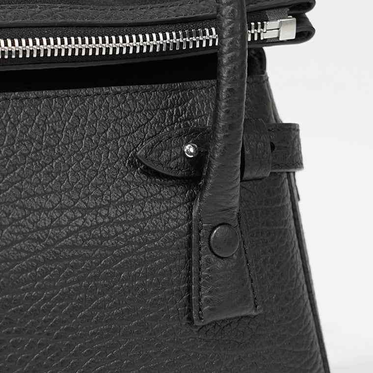 Maison Margiela レディース ショルダーバッグ 5AC EAST WEST SMALL HANDBAG SB1WD0034 P4348 ブラック T8013