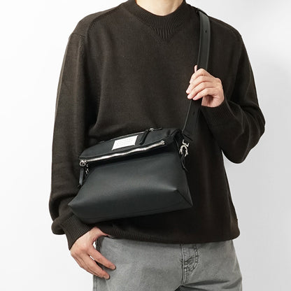 Maison Margiela メンズ レディース ショルダーバッグ 5AC LEATHER SHOULDER BAG SMALL SB1WG0003 P4746 ブラック T8013