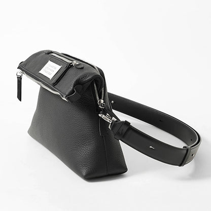Maison Margiela メンズ レディース ショルダーバッグ 5AC LEATHER SHOULDER BAG SMALL SB1WG0003 P4746 ブラック T8013