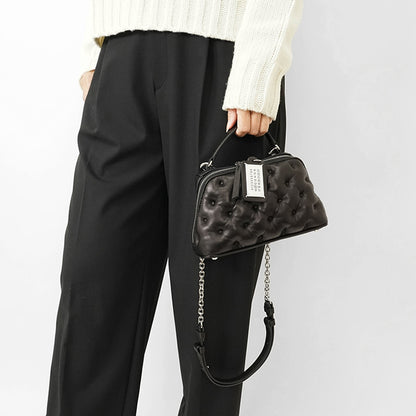 Maison Margiela レディース ショルダーバッグ GLAM SLAM EMBROIDERY TRAPEZOID BAG SB1WG0065 P6434 ブラック T8013