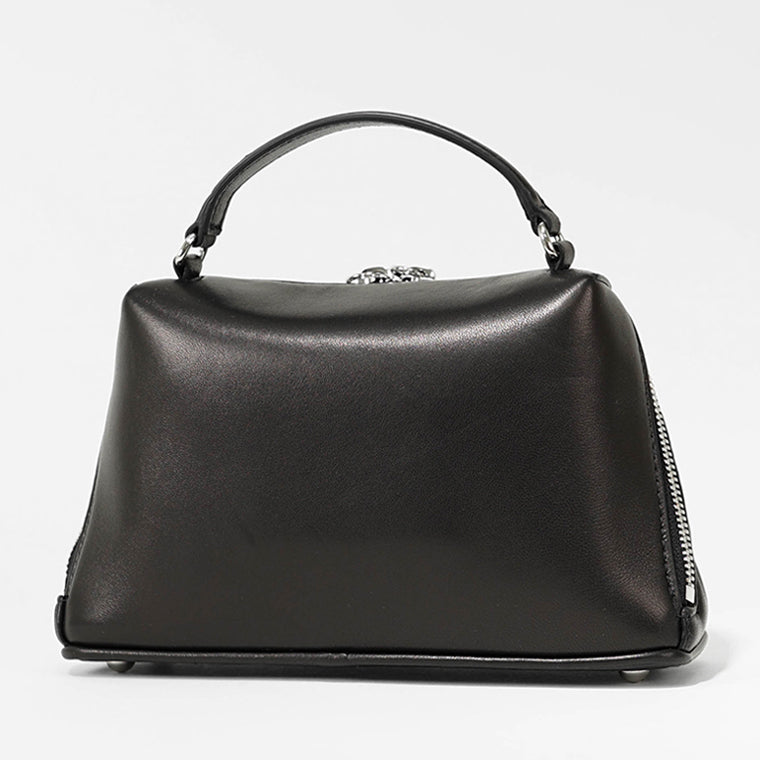 Maison Margiela レディース ショルダーバッグ GLAM SLAM EMBROIDERY TRAPEZOID BAG SB1WG0065 P6434 ブラック T8013