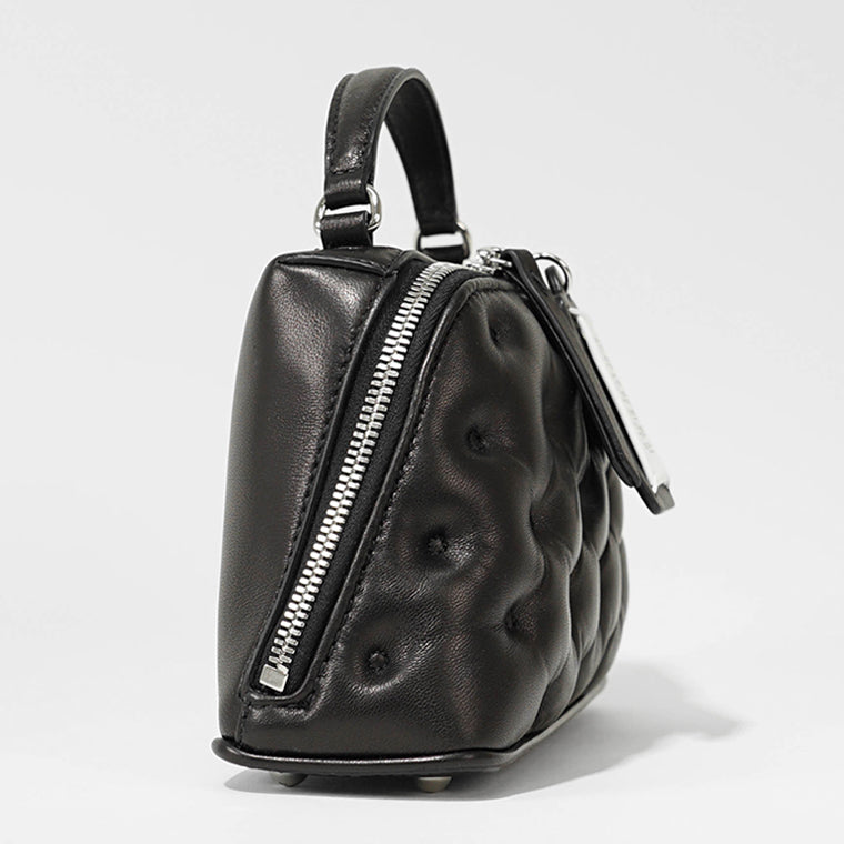 Maison Margiela レディース ショルダーバッグ GLAM SLAM EMBROIDERY TRAPEZOID BAG SB1WG0065 P6434 ブラック T8013