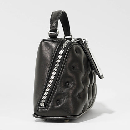 Maison Margiela レディース ショルダーバッグ GLAM SLAM EMBROIDERY TRAPEZOID BAG SB1WG0065 P6434 ブラック T8013