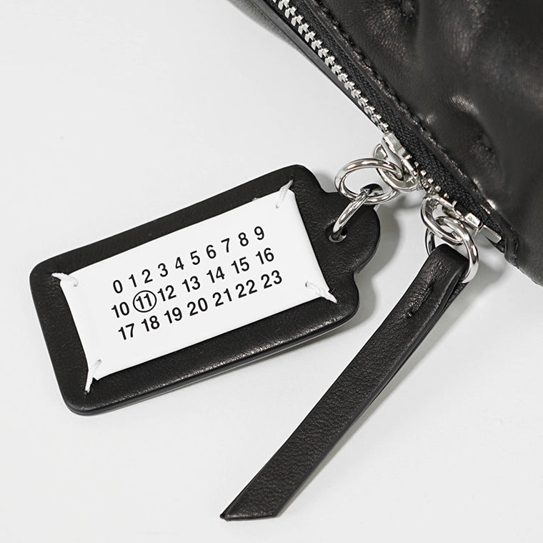 Maison Margiela レディース ショルダーバッグ GLAM SLAM EMBROIDERY TRAPEZOID BAG SB1WG0065 P6434 ブラック T8013
