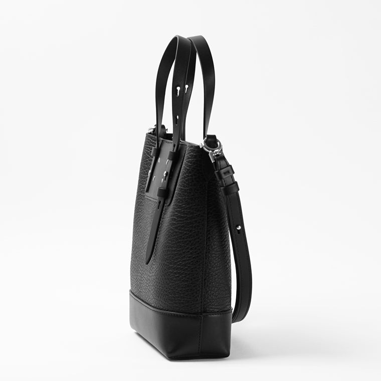 Maison Margiela レディース メンズ ショルダーバッグ SB1WG0081 P8611 BLACK ブラック H0015