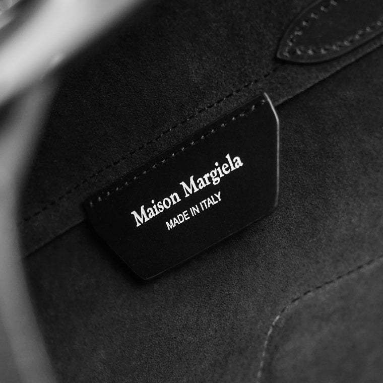 Maison Margiela レディース メンズ ショルダーバッグ SB1WG0081 P8611 BLACK ブラック H0015