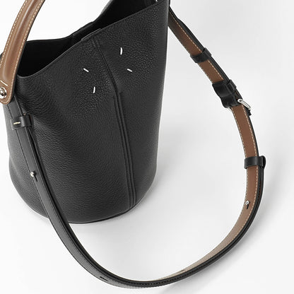 Maison Margiela レディース ショルダーバッグ DRESS-AGE SHOULDER BAG SB2WG0022 P7268 ブラック ブラウン HA755