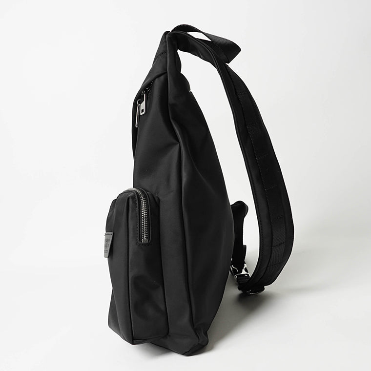 MM6 Maison Margiela レディース メンズ ワンショルダーバッグ NUMERIC SLING BACKPACK SB5WG0019 P8504 ブラック T8013