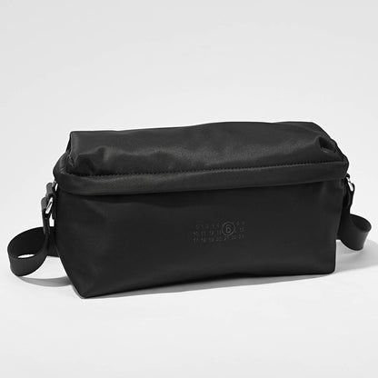 MM6 Maison Margiela レディース ショルダーバッグ NYLON CROSSBODY BAG SB5WG0023 P6416 ブラック T8013