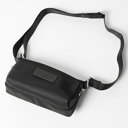 MM6 Maison Margiela レディース メンズ ショルダーバッグ SB5WG0023 P8504 BLACK ブラック T8013
