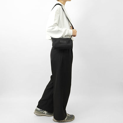 MM6 Maison Margiela レディース メンズ ショルダーバッグ SB5WG0023 P8504 BLACK ブラック T8013