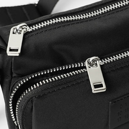 MM6 Maison Margiela レディース メンズ ショルダーバッグ SB5WG0023 P8504 BLACK ブラック T8013