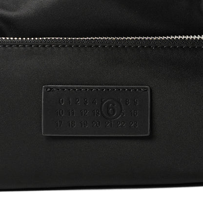 MM6 Maison Margiela レディース メンズ ショルダーバッグ SB5WG0023 P8504 BLACK ブラック T8013