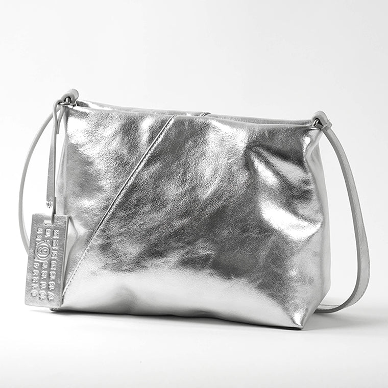 【SUMMER FINAL SALE】 MM6 Maison Margiela レディース ショルダーバッグ JAPANESE FOLDED SHOULDER BAG SB5ZH0032 P7703 SILVER シルバー T9002