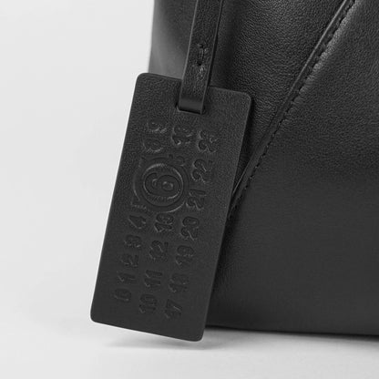 MM6 Maison Margiela レディース ショルダーバッグ JAPANESE FOLDED SB5ZH0032 P8805 BLACK ブラック T8013