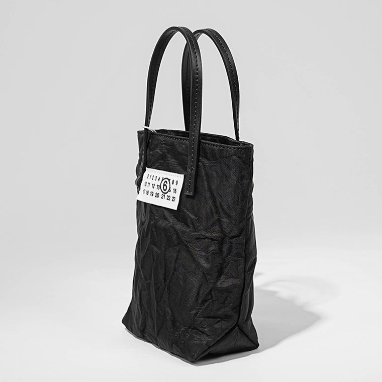 MM6 Maison Margiela レディース ショルダーバッグ NUMERIC MINI SHOPPING BAG SB5ZI0009 P6994 ブラック T8013