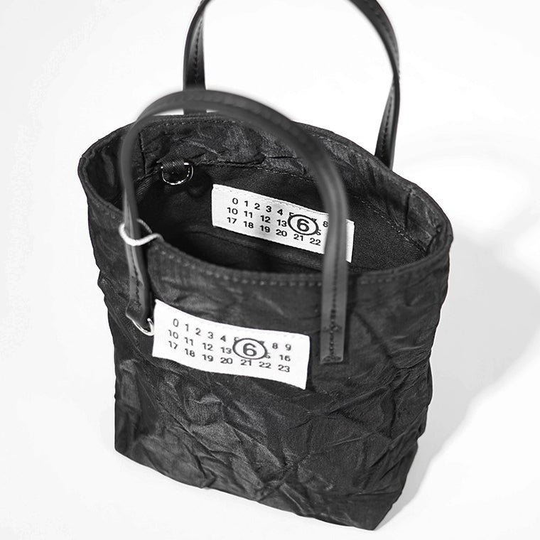 MM6 Maison Margiela レディース ショルダーバッグ NUMERIC MINI SHOPPING BAG SB5ZI0009 P6994 ブラック T8013