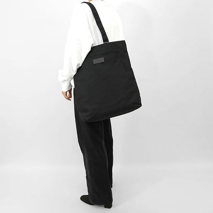 MM6 Maison Margiela レディース メンズ トートバッグ REVERSIX CANVAS SHOPPING BAG SB6WC0020 P8331 ブラック T8013