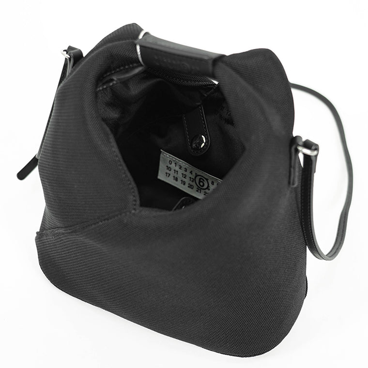 MM6 Maison Margiela レディース ショルダーバッグ JAPANESE MESH CROSSBODY BAG SB6WD0026 P6414 ブラック T8013