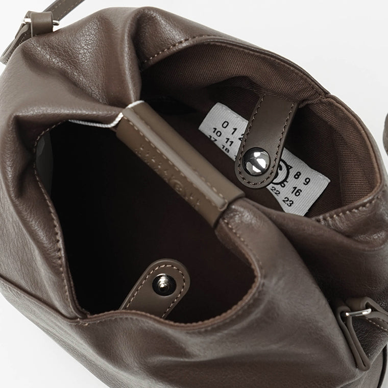 MM6 Maison Margiela レディース ショルダーバッグ JAPANESE CROSSBODY BAG SB6WD0026 P8396 ブラウン T2164