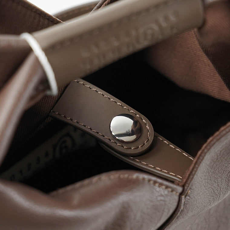 MM6 Maison Margiela レディース ショルダーバッグ JAPANESE CROSSBODY BAG SB6WD0026 P8396 ブラウン T2164