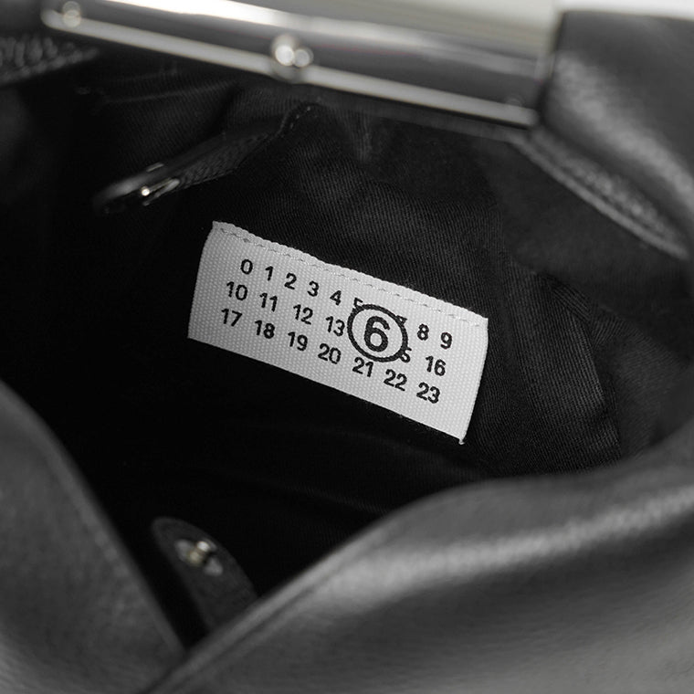 MM6 Maison Margiela レディース ショルダーバッグ JAPANESE SMALL SB6WD0042 P7255 ブラック T8013