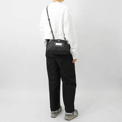 MM6 Maison Margiela レディース ショルダーバッグ REVERSE POCHETTE MINI SB6WF0008 P8503 BLACK BLACK ブラック HA751