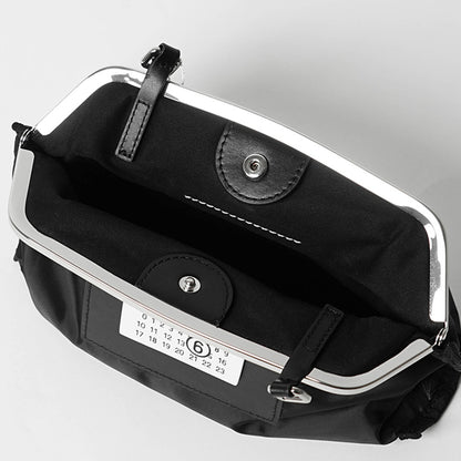 MM6 Maison Margiela レディース ショルダーバッグ REVERSE POCHETTE MINI SB6WF0008 P8503 BLACK BLACK ブラック HA751