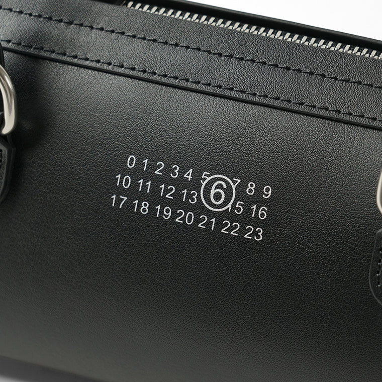 【SUMMER FINAL SALE】 MM6 Maison Margiela レディース バッグ BAULETTO SHOULDER BAG MINI SB6ZH0039 P9061 3カラー