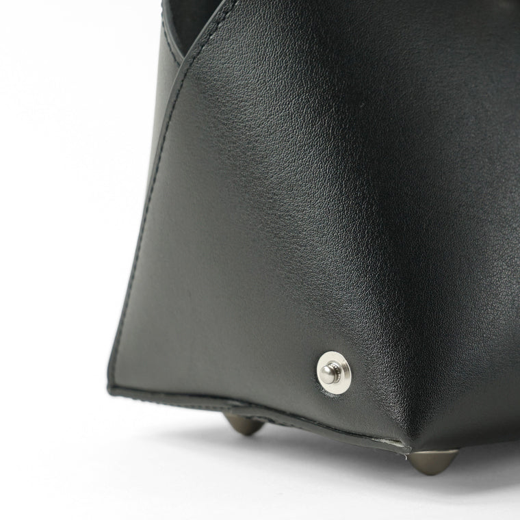 【SUMMER FINAL SALE】 MM6 Maison Margiela レディース バッグ BAULETTO SHOULDER BAG MEDIUM SB6ZH0040 P9061 2カラー