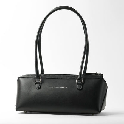 【SUMMER FINAL SALE】 MM6 Maison Margiela レディース バッグ BAULETTO SHOULDER BAG MEDIUM SB6ZH0040 P9061 2カラー