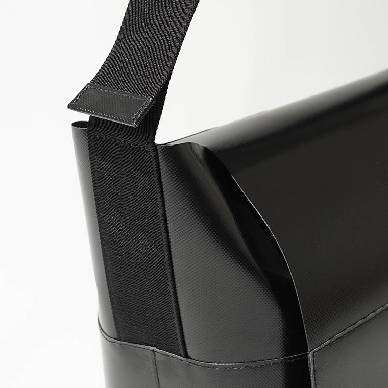 MARNI メンズ レディース ショルダーバッグ TRIBECA MESSENGER BAG SBMQ0127A0 P5769 BLACK ブラック 00N99