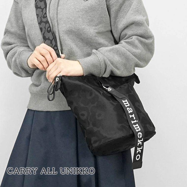 marimekko レディース メンズ ショルダーバッグ CARRY ALL UNIKKO 092227 ブラック 999