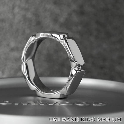 TOM WOOD メンズ リング UMI BAND RING MEDIUM 101441 シルバー
