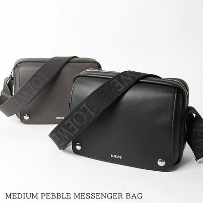 LOEWE メンズ ショルダーバッグ MEDIUM PEBBLE MESSENGER BAG BANBA73X03 2カラー