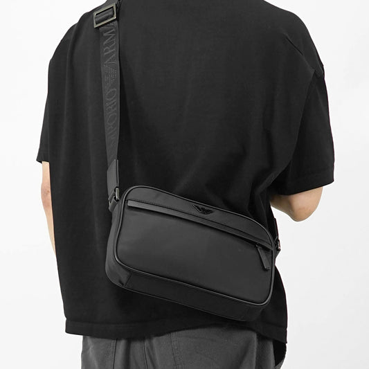 EMPORIO ARMANI メンズ レディース ショルダーバッグ EM001803 AF13454 BLACK BEAUTY ブラック UC001