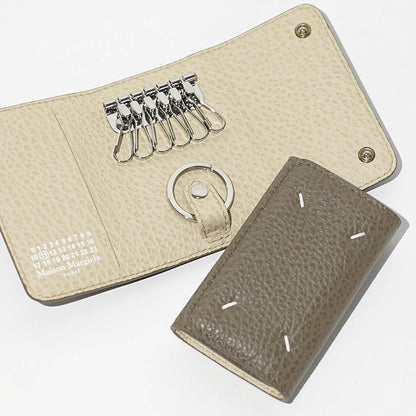 Maison Margiela レディース メンズ キーケース SA3UA0001 P8844 TAUPE AMANDE トープ アマンド HB669