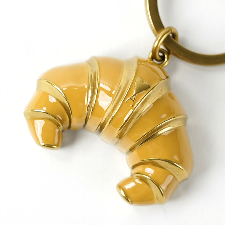 AMI メンズ レディース キーリング AMI DE COEUR CROISSANT KEYRING UKR349 HW0014 アンバー A005