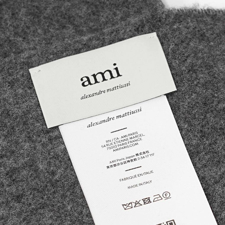 AMI メンズ レディース マフラー USF677 334 GRIS グレー 050
