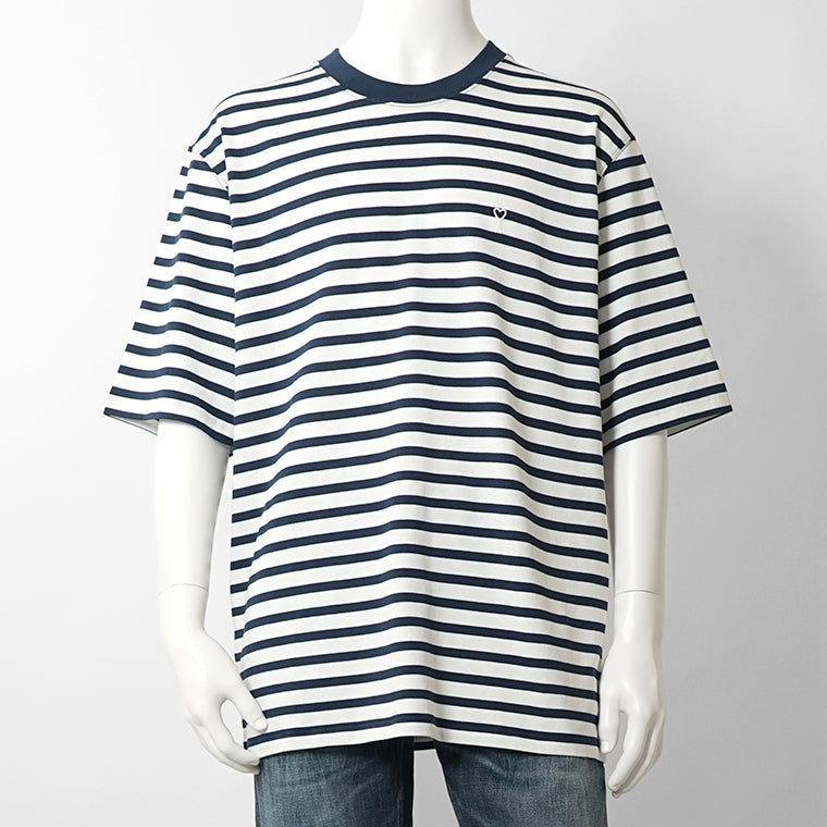 【2026SS SUMMER SALE】AMI メンズ Tシャツ AMI DE COEUR UTS374 JE0210 ENCRE BLANC ホワイト ネイビー A044