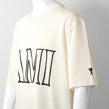 【2026SS SUMMER SALE】AMI メンズ Tシャツ AMI PARIS UTS380 726 BLANC CREME ホワイトクリーム 136