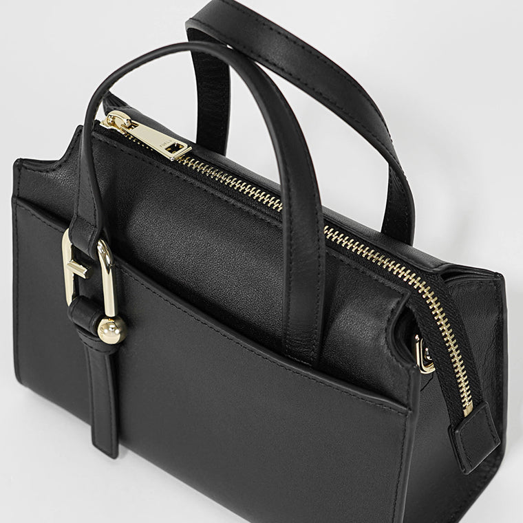 FURLA レディース ショルダーバッグ NUVOLA S WB01337 BX2045 2カラー