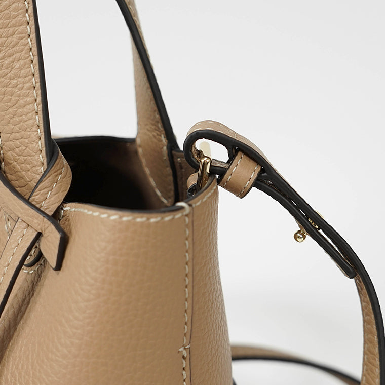 FURLA レディース ショルダーバッグ PRIMROSE MINI TOTE W FLAP WB01825 HSF000 3カラー