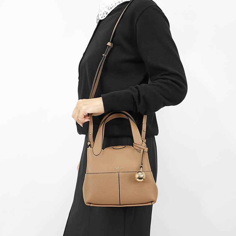 FURLA レディース ショルダーバッグ PRIMROSE MINI TOTE W FLAP WB01825 HSF000 3カラー